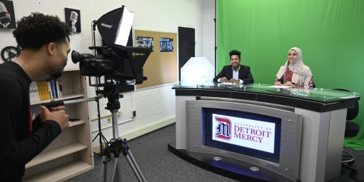 Visit Detroit Mercy s Campus